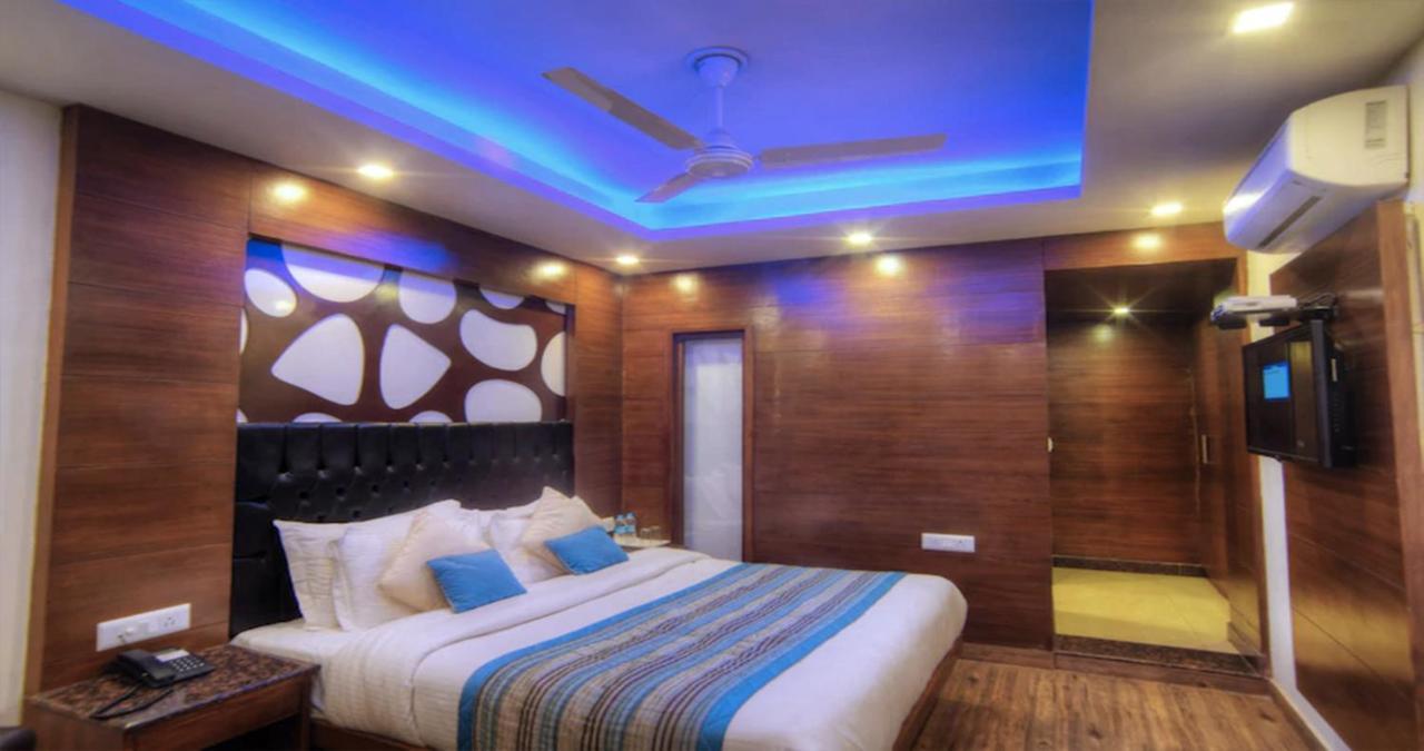 Hotel Sanobar The Midtown à Mussoorie Extérieur photo