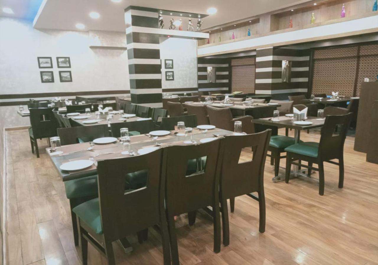 Hotel Sanobar The Midtown à Mussoorie Extérieur photo